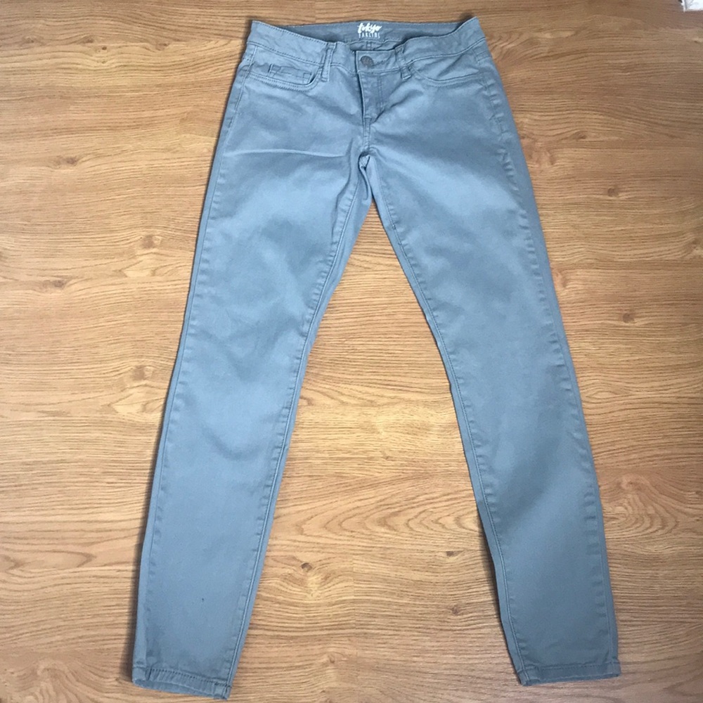 Aeropostale Tokyo Darling Jeans Size 2 Stretchy